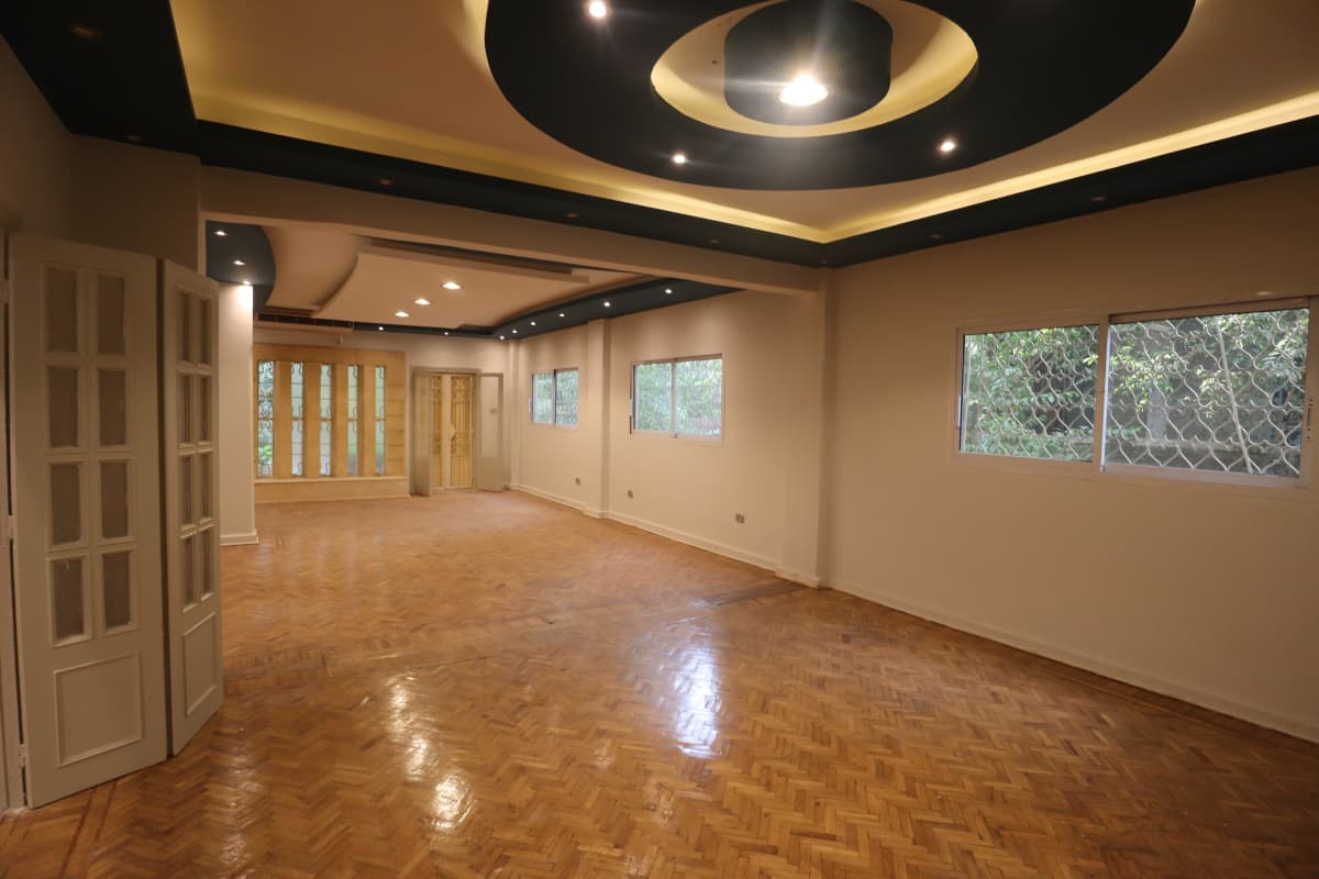 Administrative office for rent | 1050 m² | El Maadi.