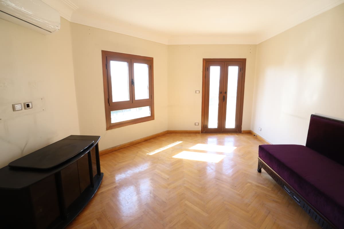 Furnished Apartment With looking View Greens In Maadi Degla