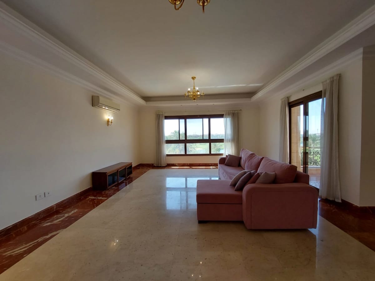 Furnished Apartment For Rent In New Cairo|270m²|Pool& Golf