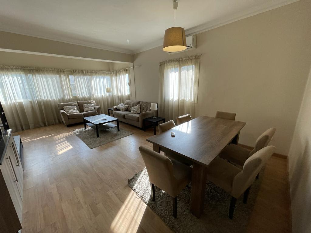 Breezy & Bright Furnished Apartment In Quiet Degla.