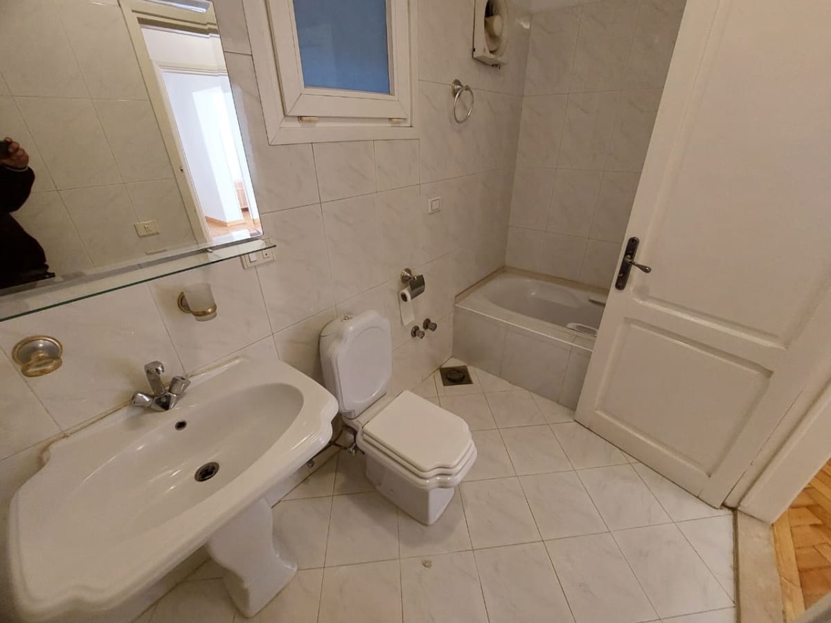 Sophisticated Furnished Apartment For Rent In The Heart Of Maadi.