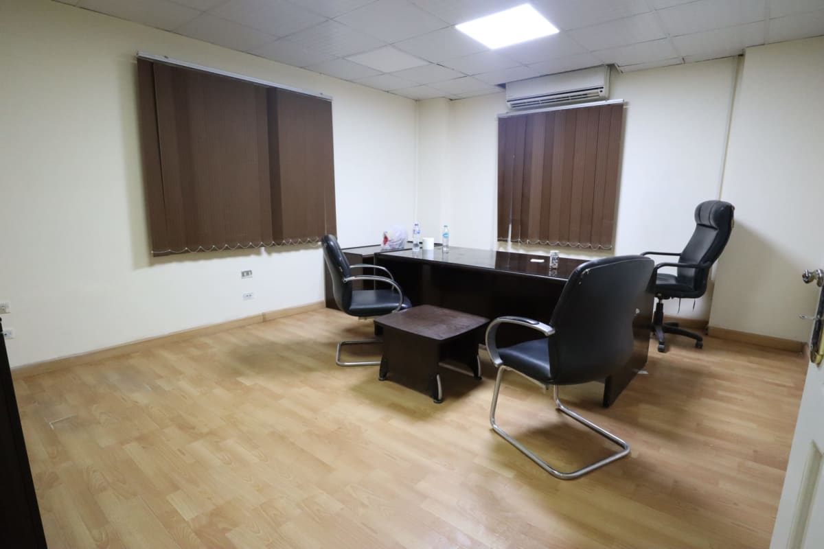 Administrative office for rent | 180 m² | El Maadi.