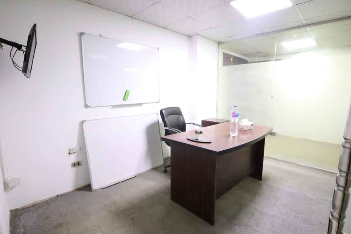 Administrative office for rent | 180 m² | El Maadi.