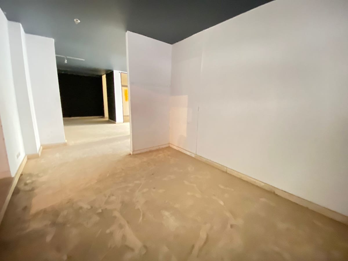 Administrative office for rent | 350  m² | El Maadi.