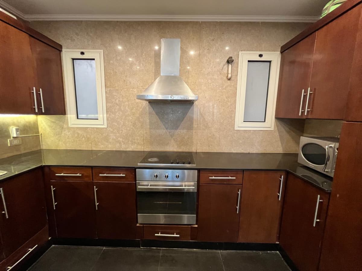 Tranquil Retreat In A Furnished Apartment In Prime Maadi Degla.