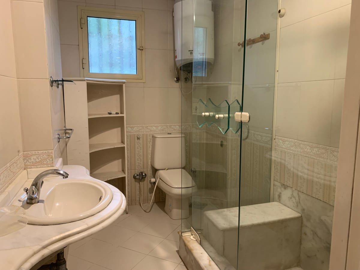 Administrative office for rent | 250 m² | El Maadi.