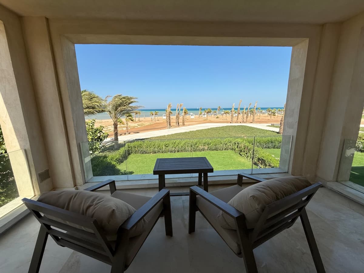 Private 6 BR Villa with Jacuzzi — Hurghada