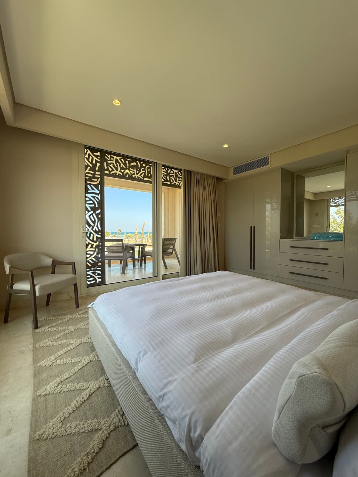 Private 6 BR Villa with Jacuzzi — Hurghada