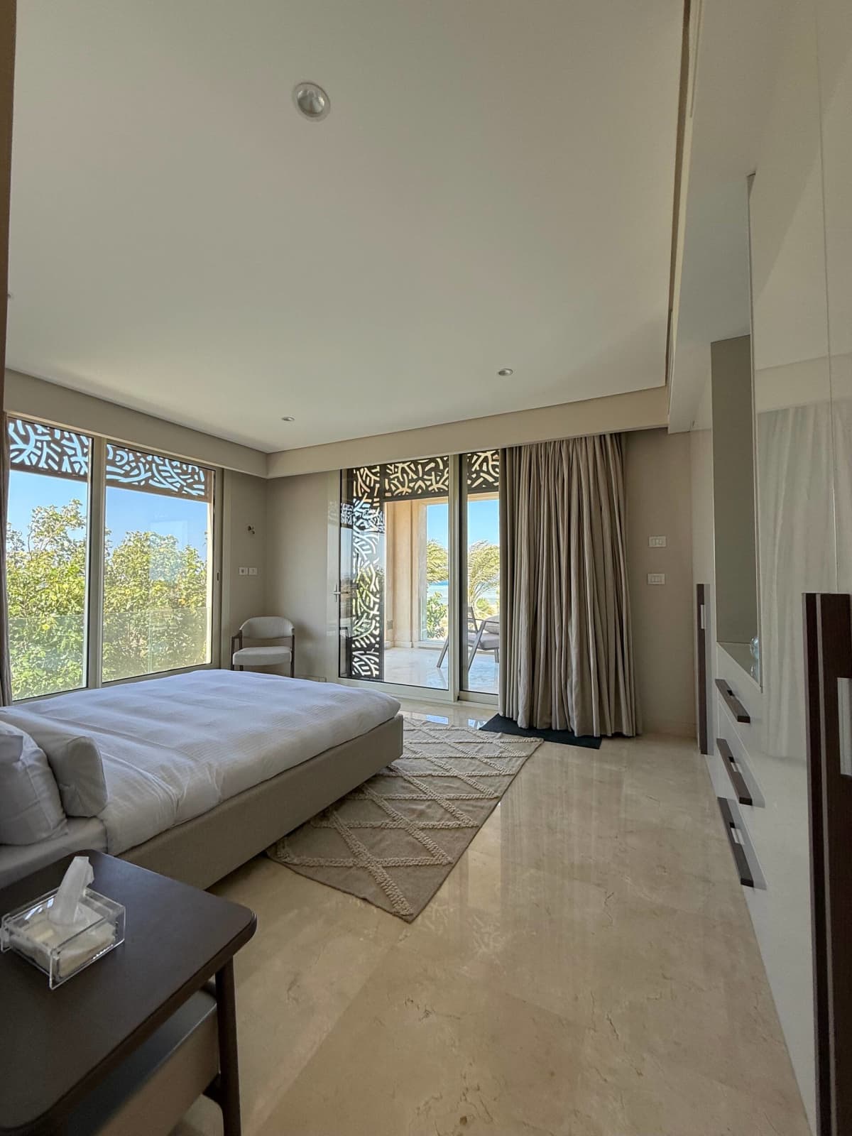 Private 6 BR Villa with Jacuzzi — Hurghada