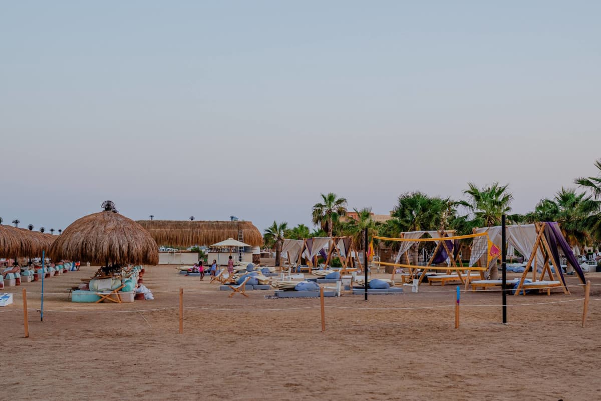 Private 6 BR Villa with Jacuzzi — Hurghada