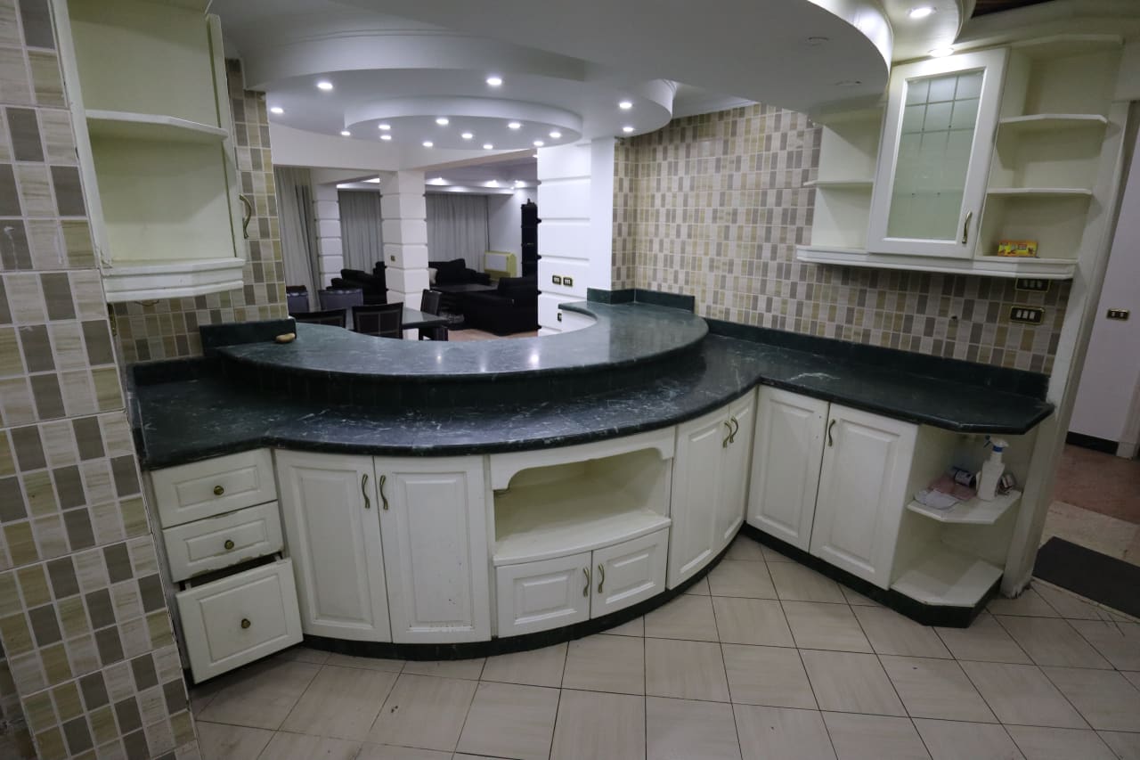 Bright & Elegant Apartment with Balcony in Maadi