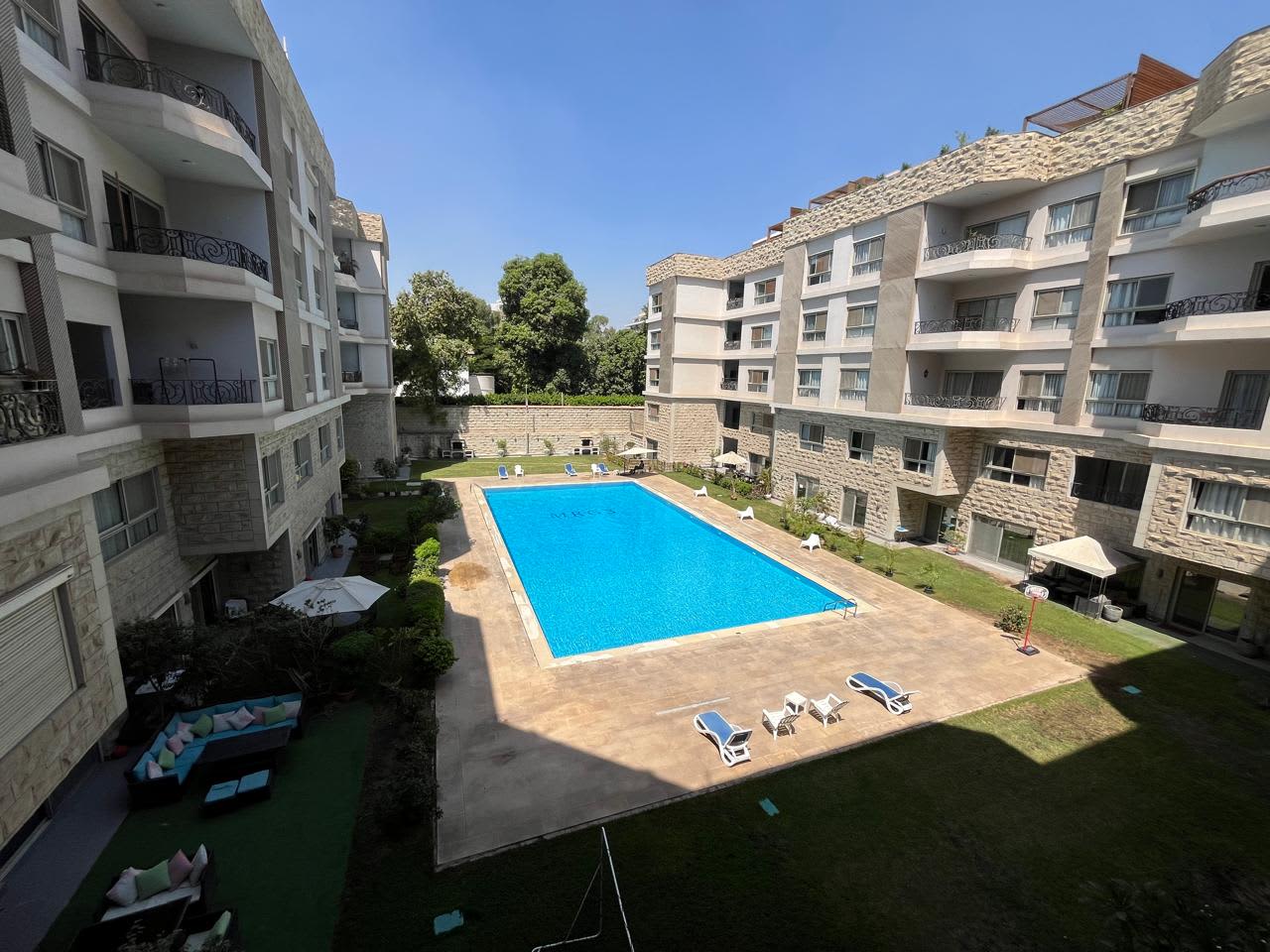 4 bedroom Apartment for rent in Sarayat
