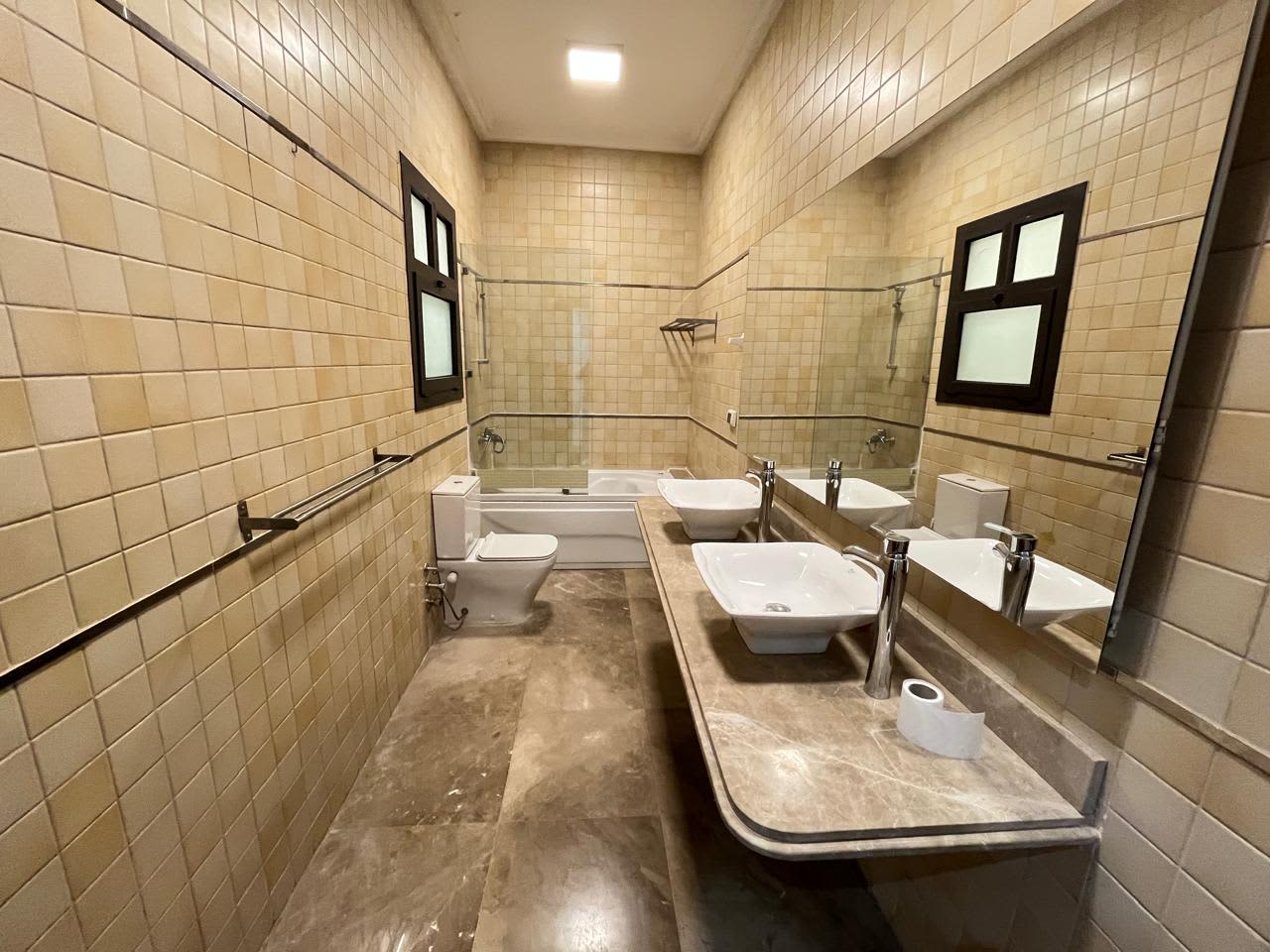 Modern 4 Bedroom Apartment in Maadi