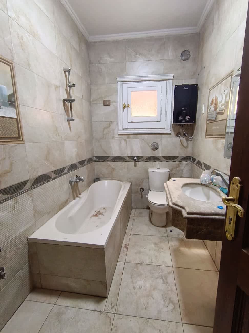 Administrative Office Space for Rent in New Maadi | 300 Sqm | Ultra-luxurious