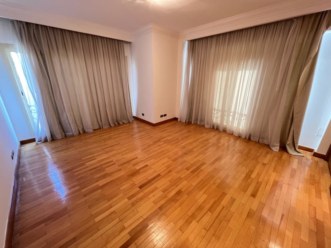 Modern 4-Bedroom Apartment with Garden & Pool in Maadi