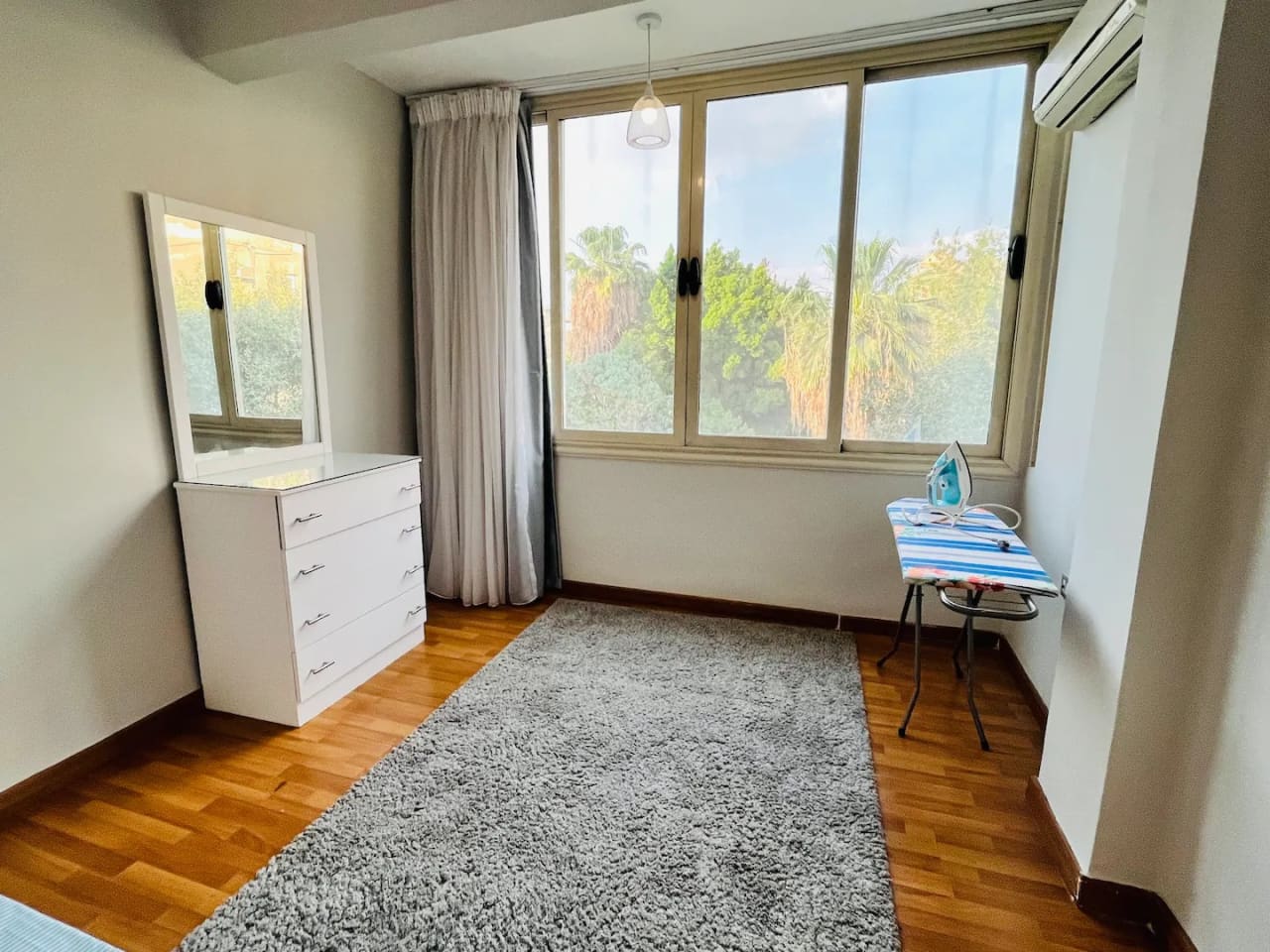 Furnished Apartment With Bright Interiors In Maadi Sarayat.