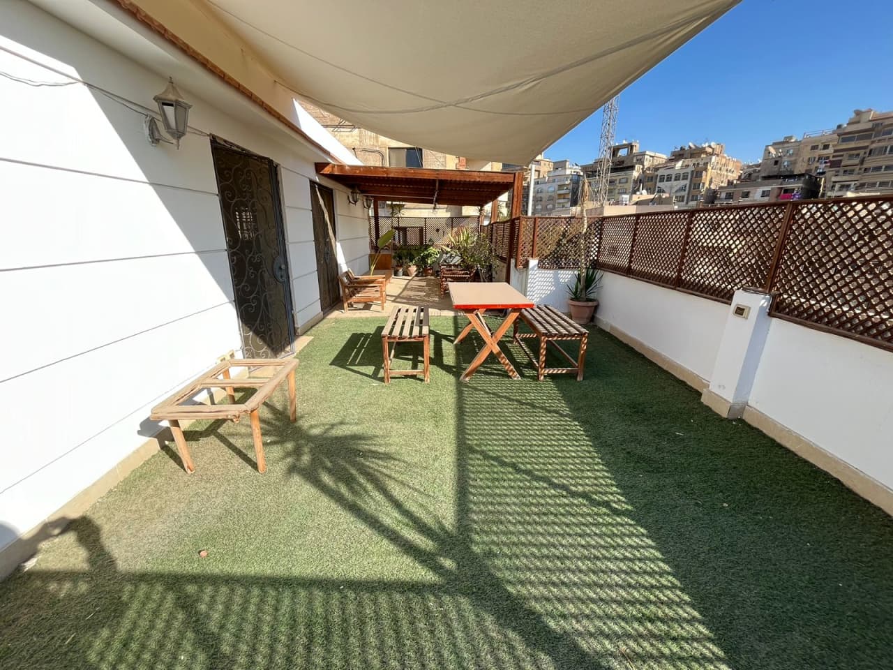 Luxury Penthouse For Rent In Maadi Degla.