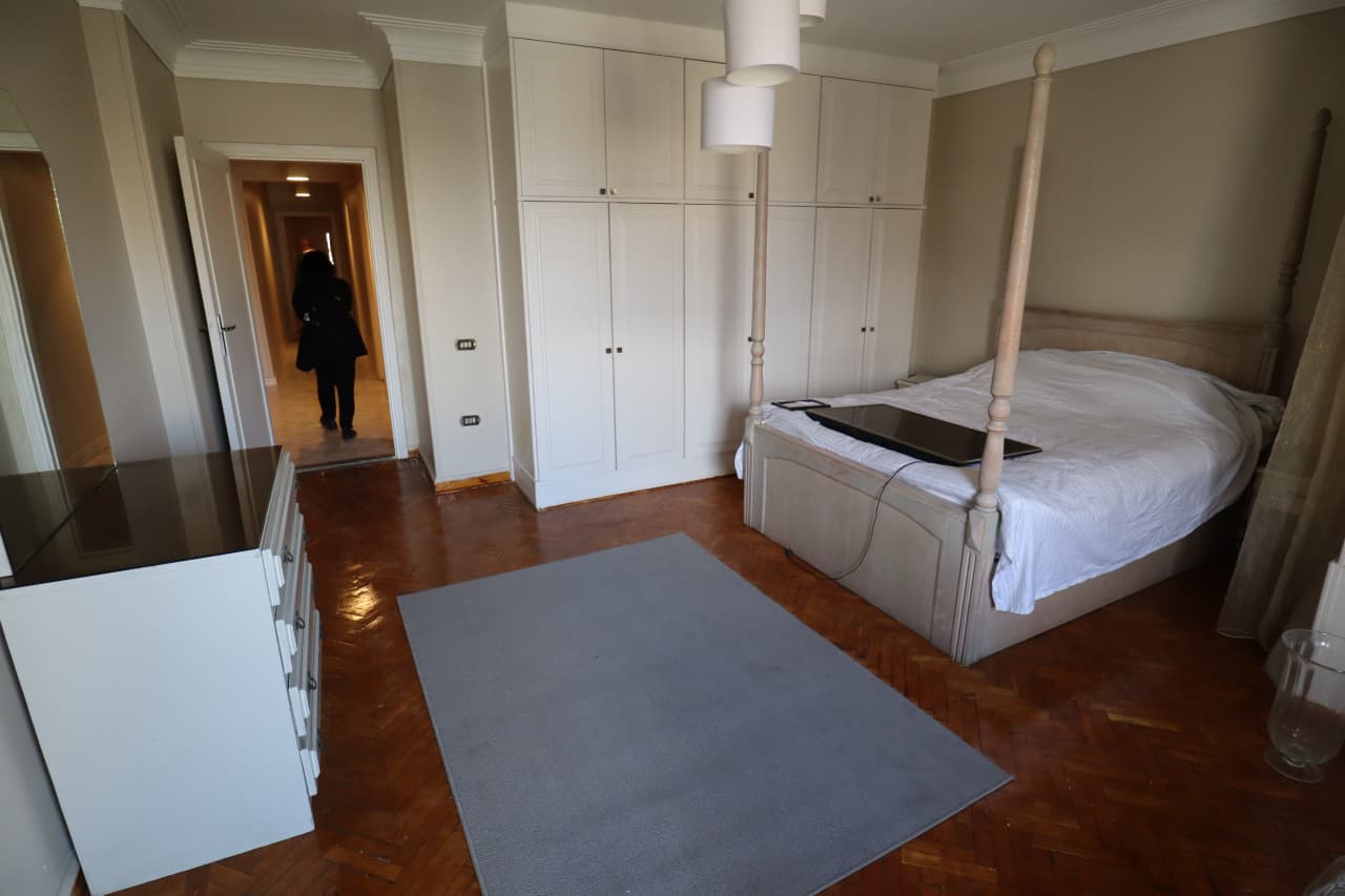 Elegant 3 Bedroom Apartment in Zamalek in Prime Location