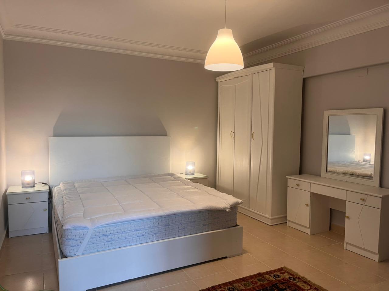 Elegant 2-Bedroom Home In Maadi Degla, In Cairo.