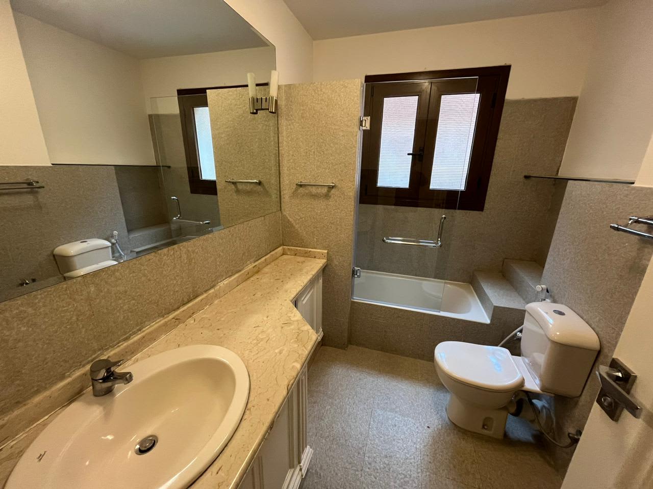 Triplex Penthouse For Rent In Maadi Degla.
