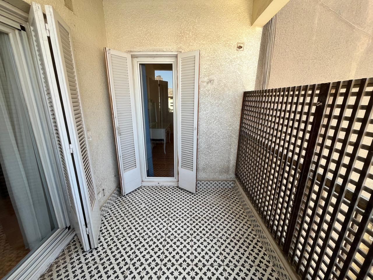 Modern Apartment with Scenic Views for Rent In Zamalek 