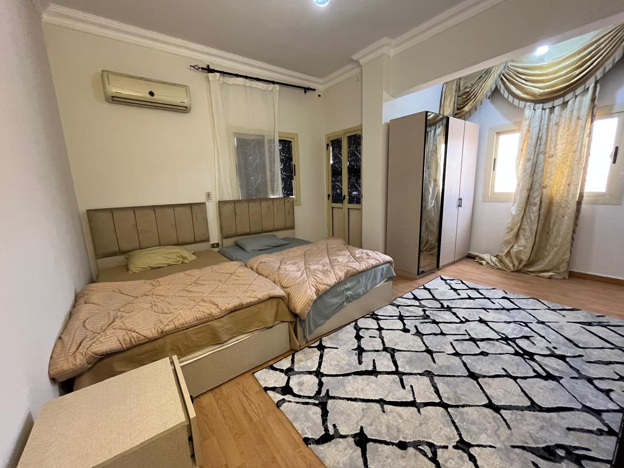 Charming Apartment with Large Reception in Maadi 