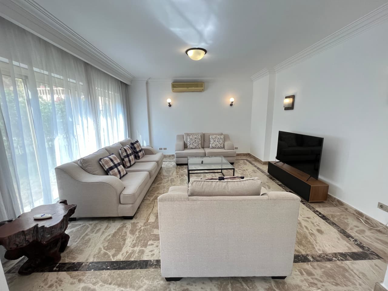 Furnished Apartment With Pool& Entrance In Maadi Saryat.