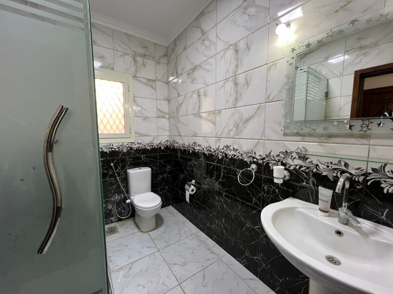 Affordable Apartment For Rent In Sarayat Maadi. 