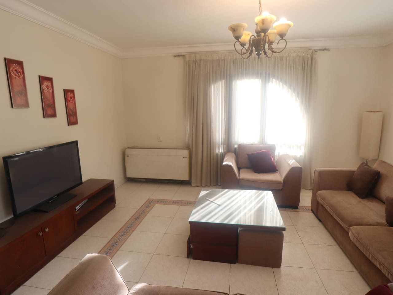 Comfortable Apartment with Balcony in Prime Location In Maadi 