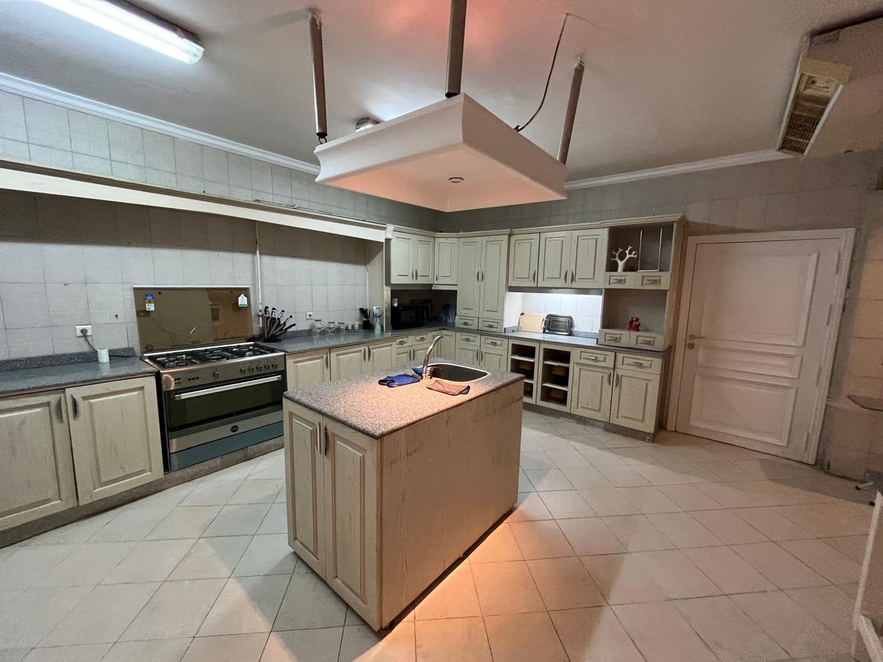 Ready-to-Move Furnished Apartment In Heart Of Zamalek, In Cairo.