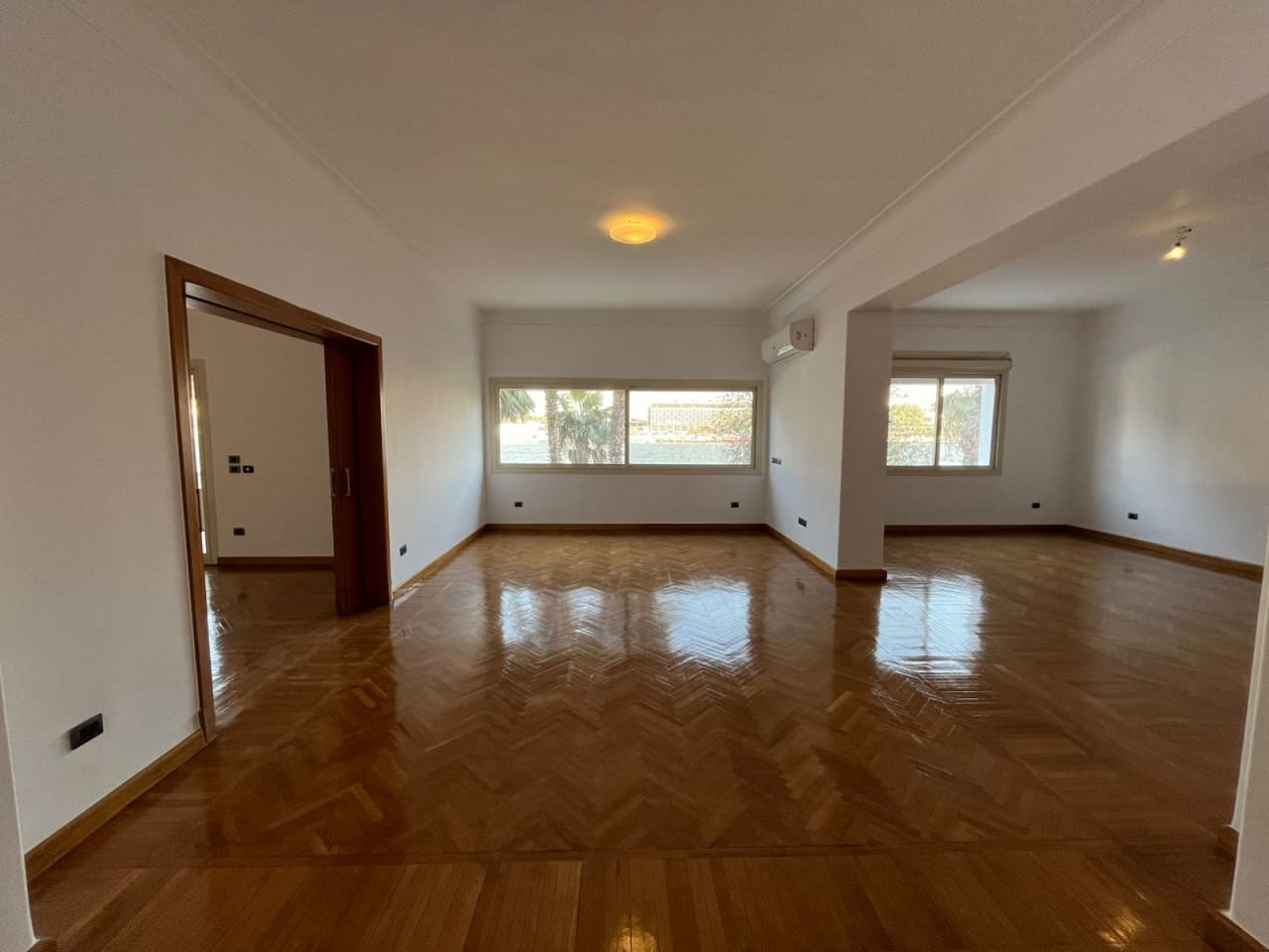 Elegant Spacious Apartment for Large Families For rent in Zamalek