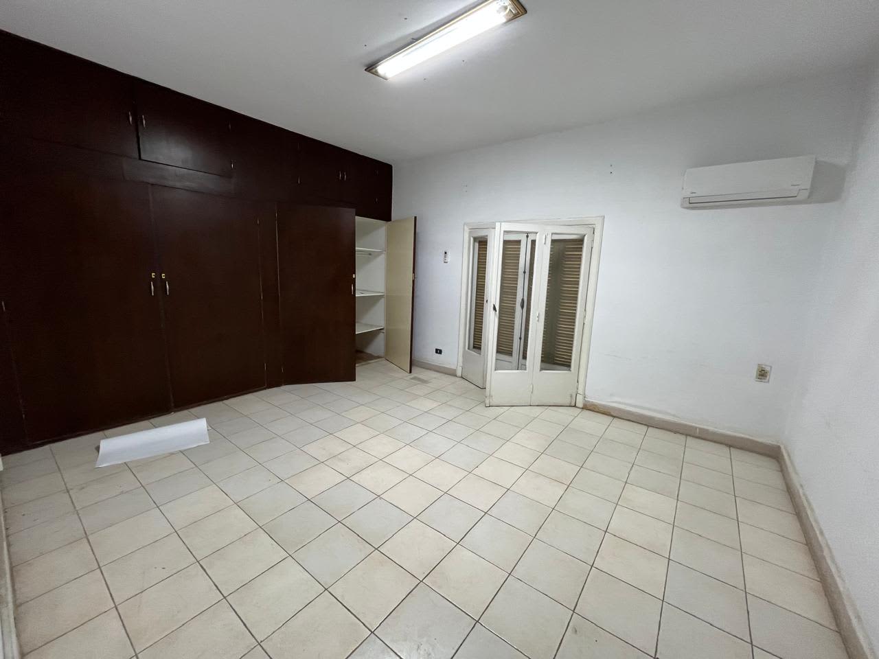 Semi Furnished Flat In Maadi Degla With Wide Reception.