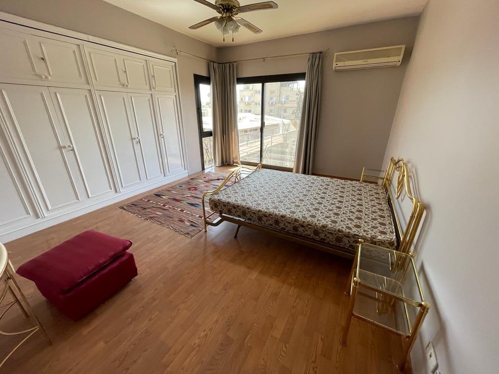 Bright and Spacious Roof 4 Rent in Maadi Sarayat