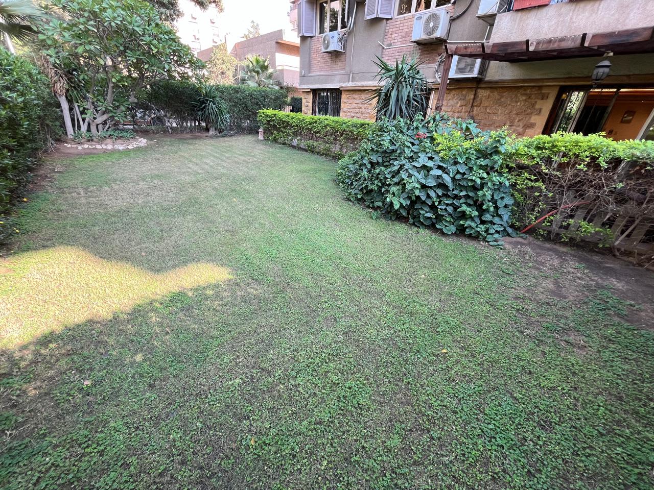 Ground-floor apartment for rent in Maadi Sarayat.