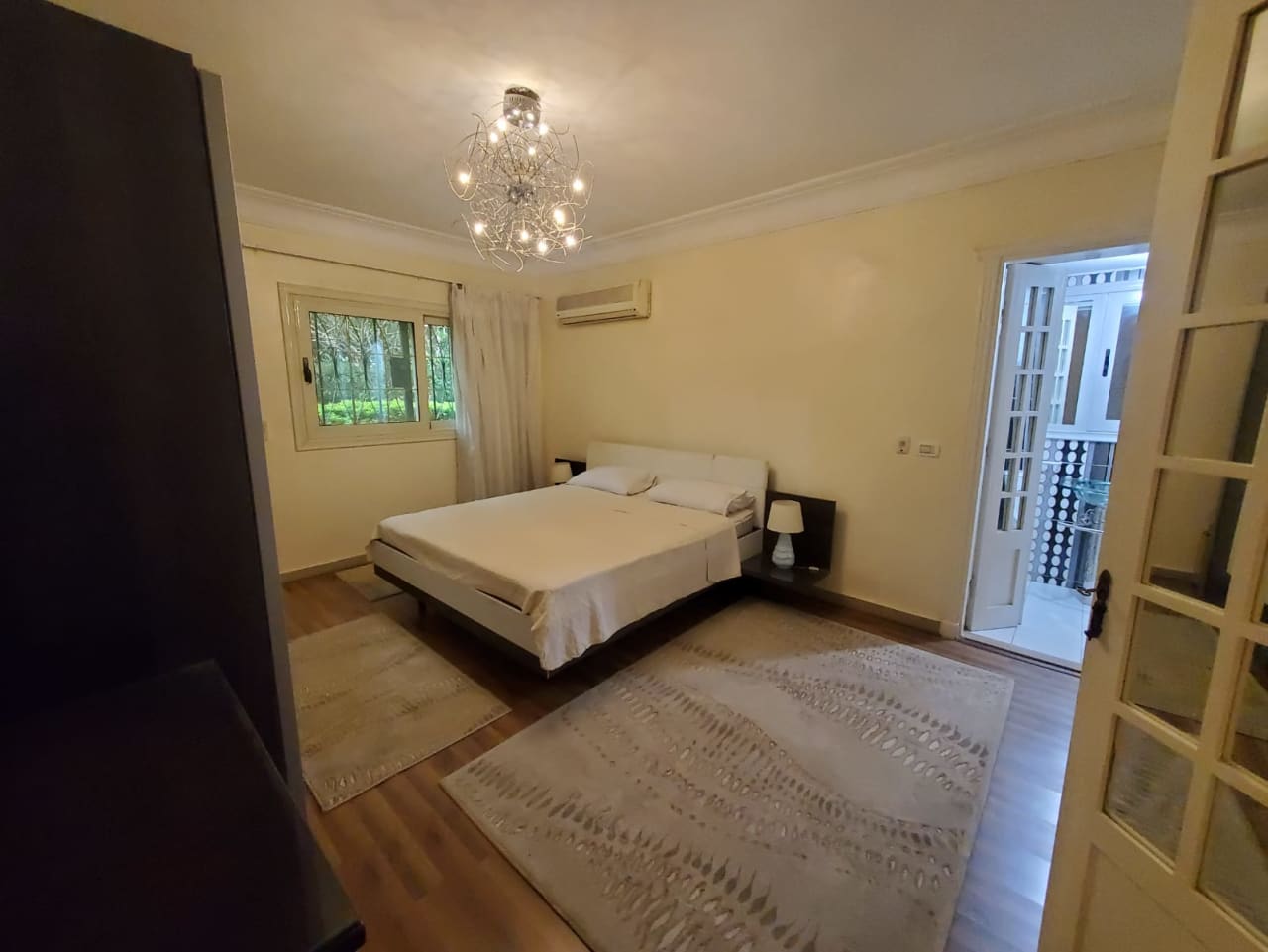 Ground-floor apartment for rent in Maadi Sarayat.