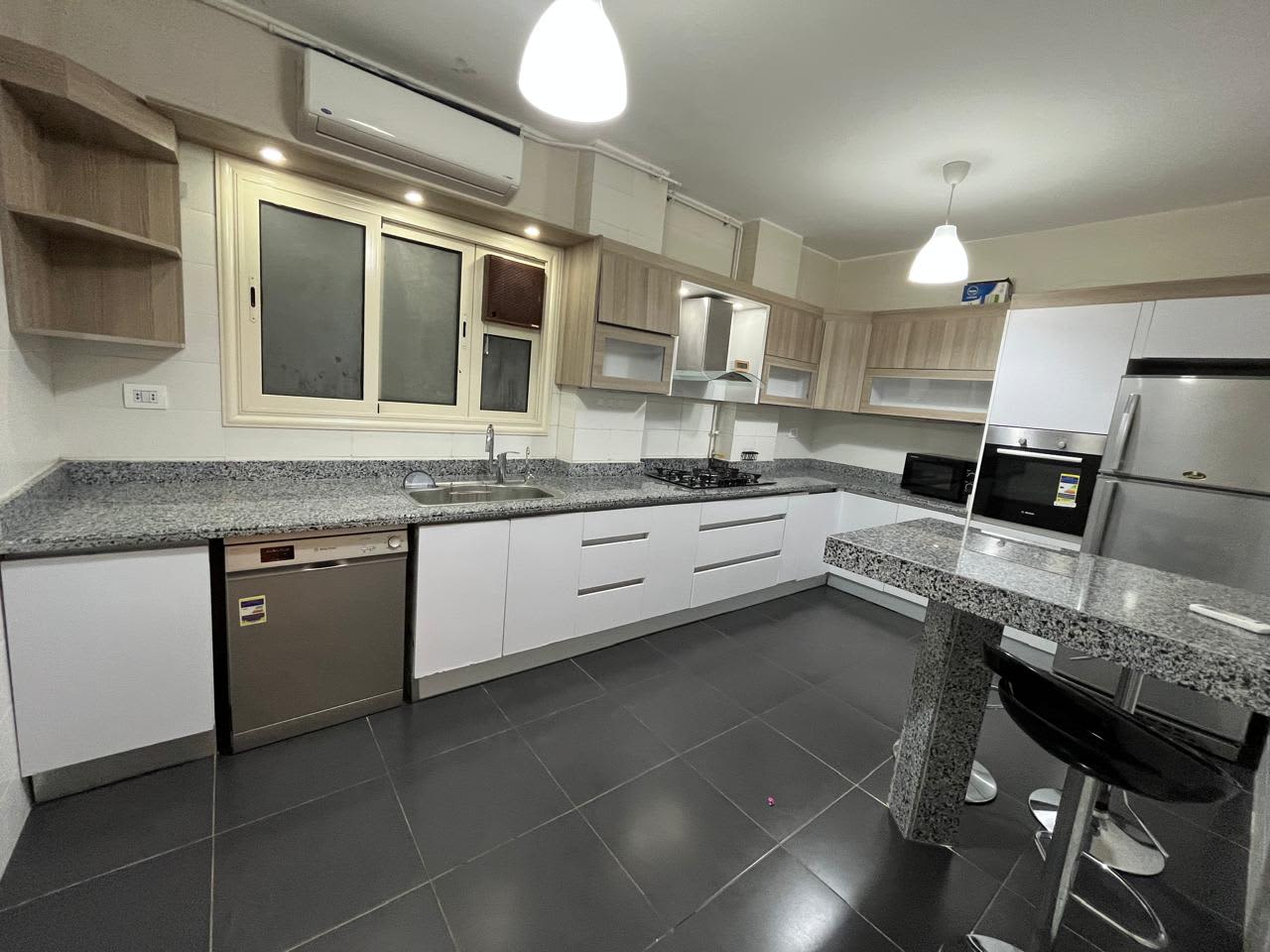 Stylish: Fully Furnished Apartment with Pool in Maadi Sarayat.
