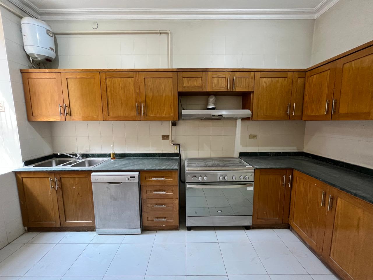 Semi Furnished Villa With Big Outside Area In Hay El Maadi.