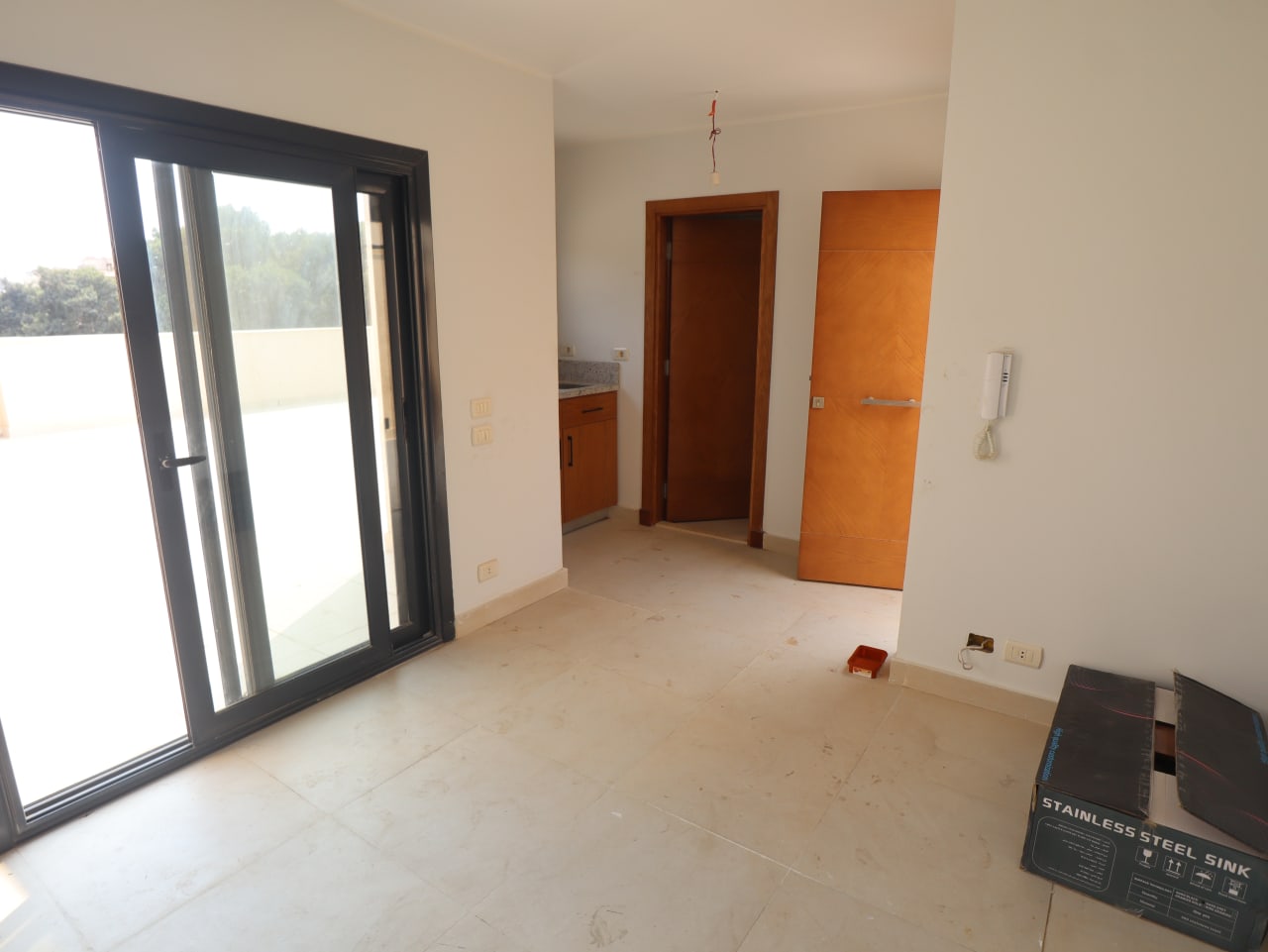 Sunny Studio | Spacious Reception | Maadi