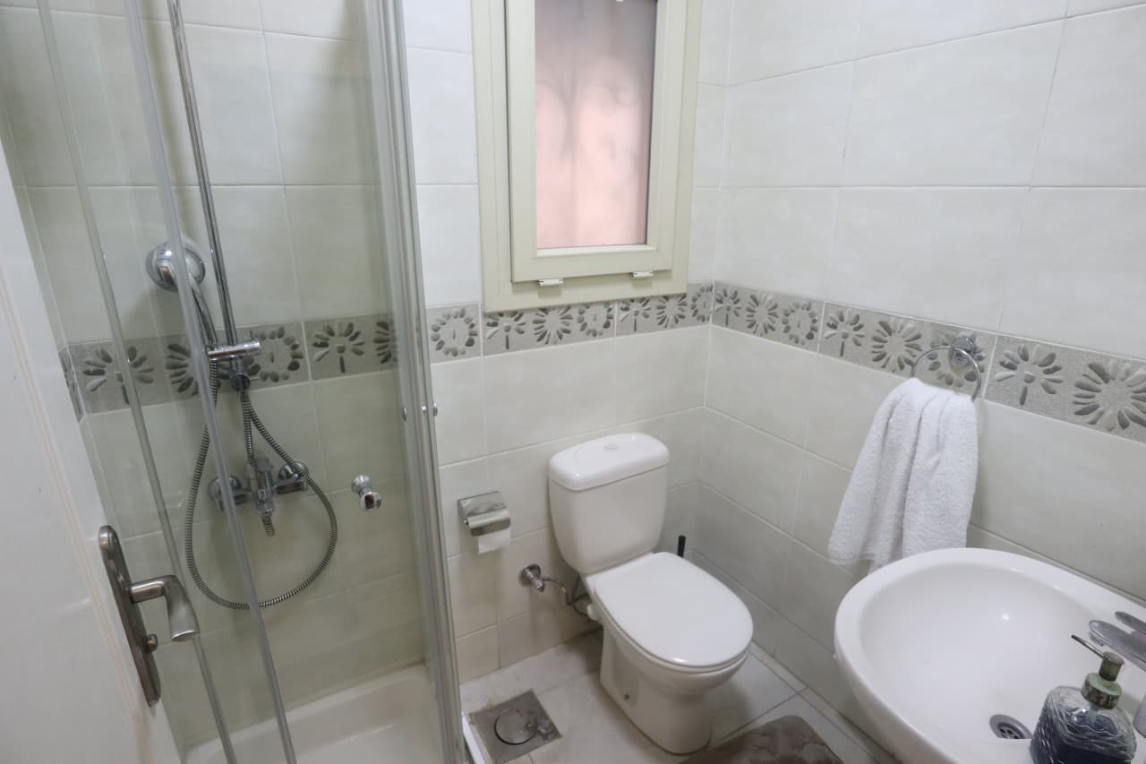Spacious 3BR Apartment in Maadi | 180 sqm In Maadi