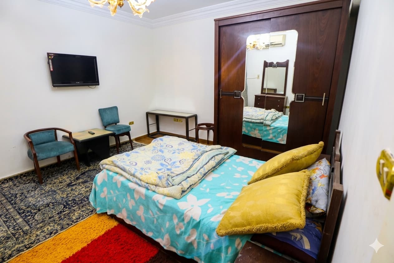  3-Bedroom Apartment in Vibrant Area in Degla Maadi