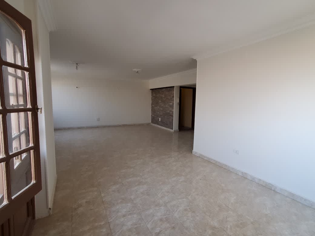 Bright Semi-Furnished 3BR Apartment in Degla Maadi