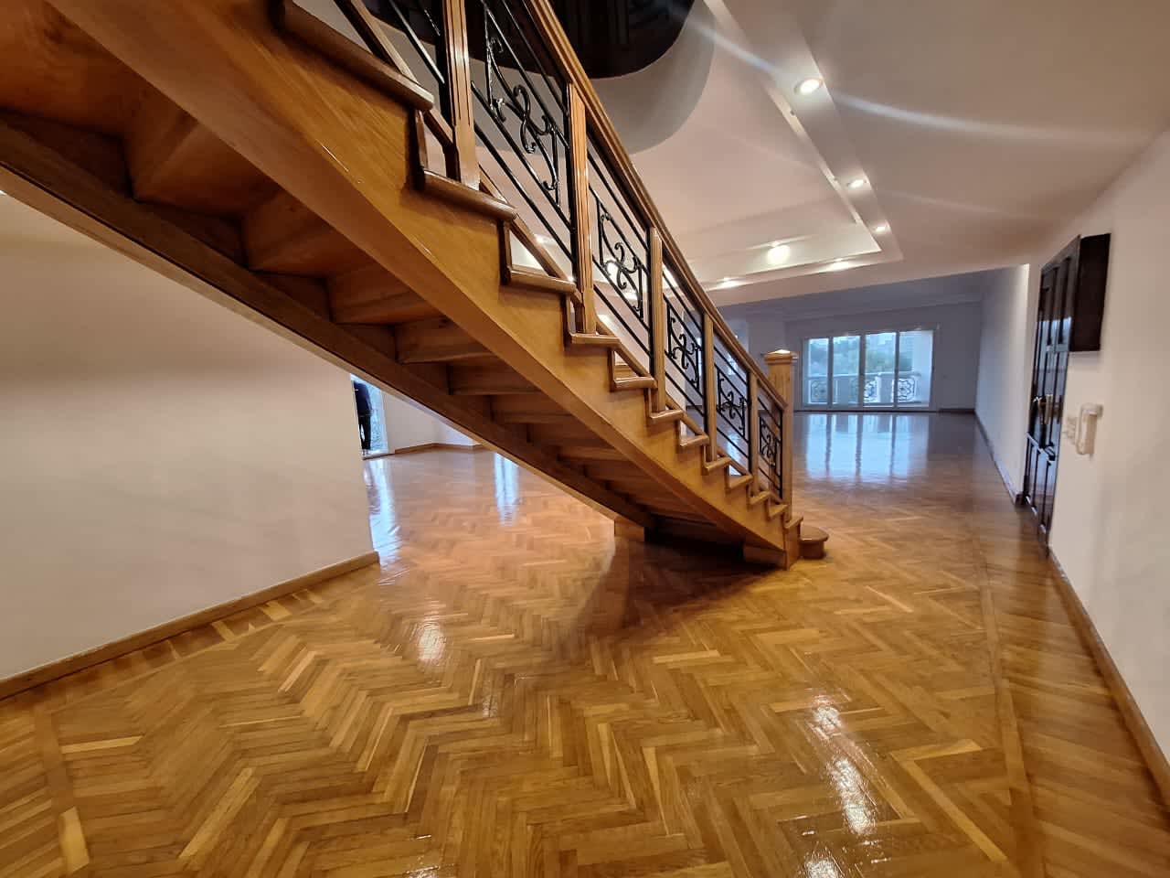 Amazing Semi Furnished Triplex For Rent In Maadi Sarayat.