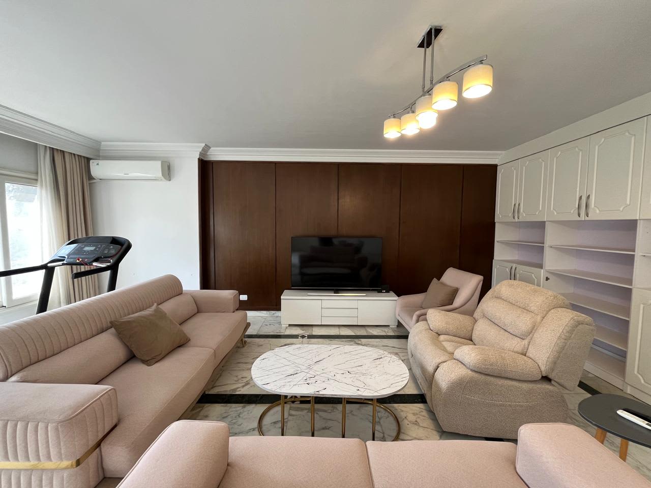 4 bedroom Apartment for rent in Degla