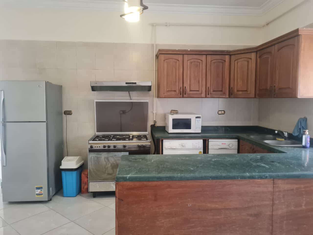 Roof With 2Bedrooms For Rent In Maadi Sarayat.