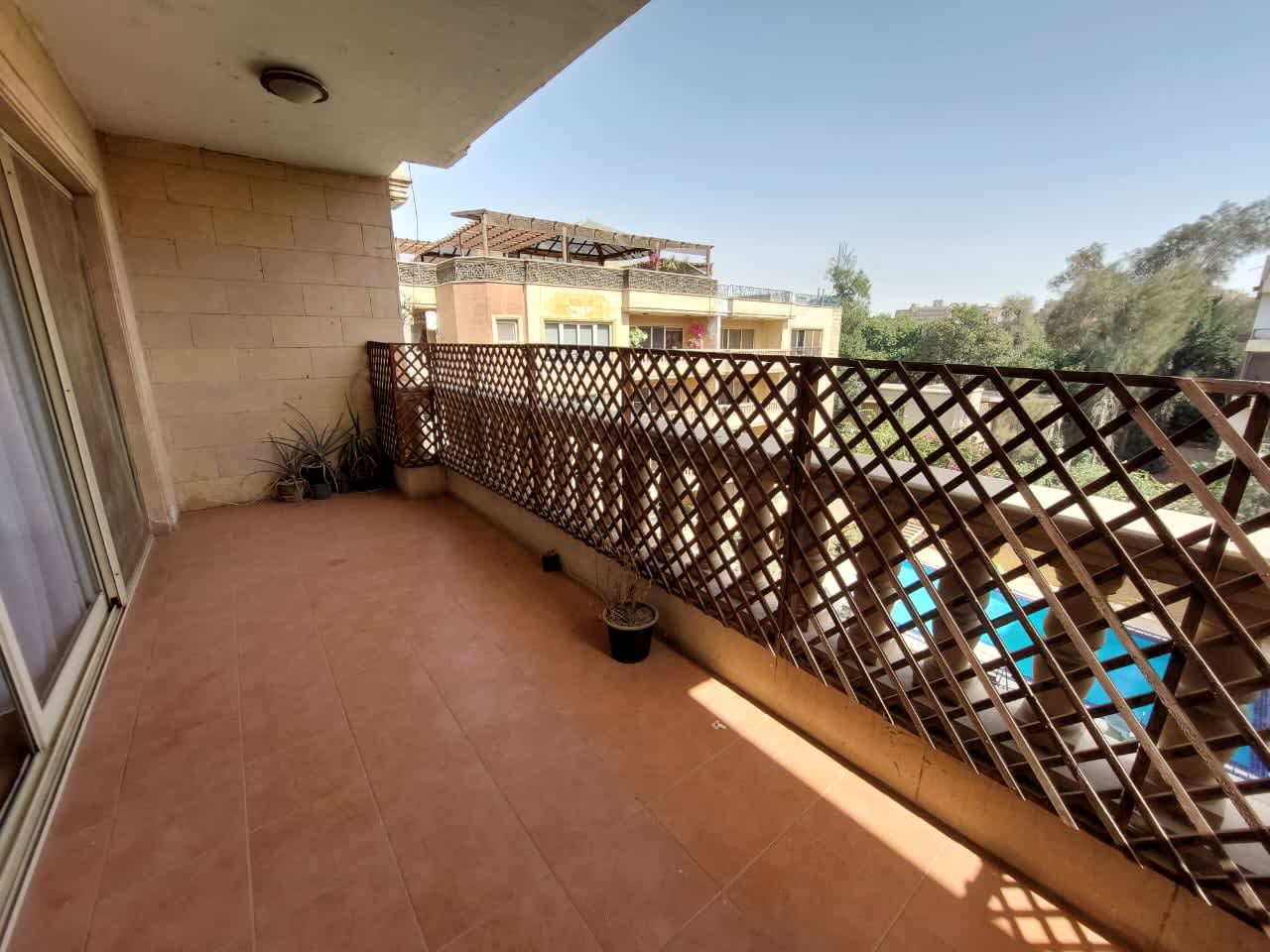 Elegant Penthouse | Balcony & Nature Views In Maadi
