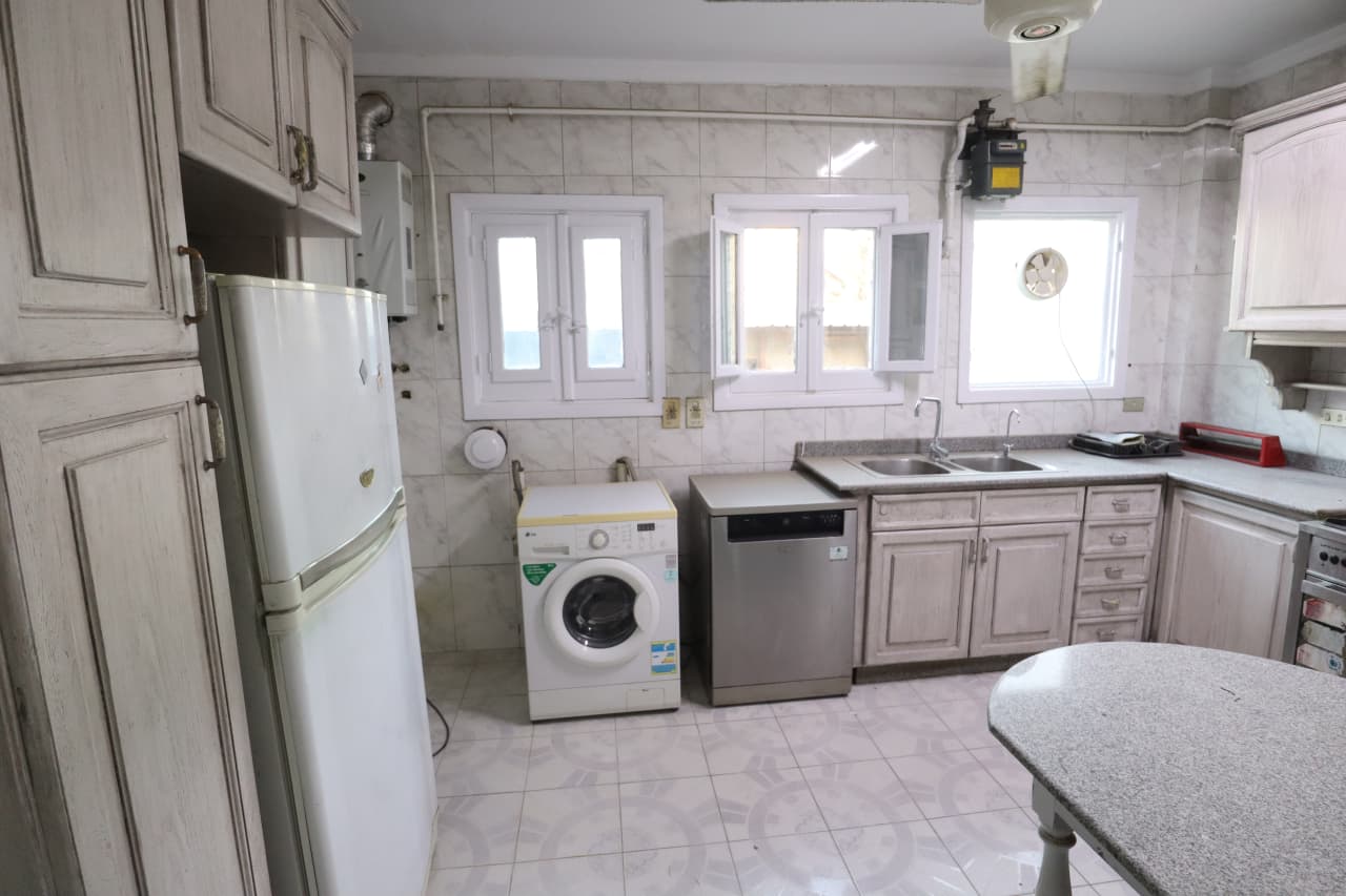 Bright 3BR Apartment in Maadi | 200 sqm