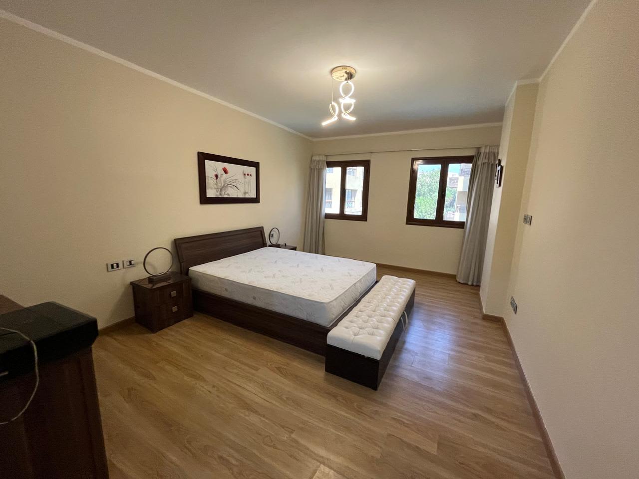 4BR Apartment with Pool & Garden Access in Prime Location