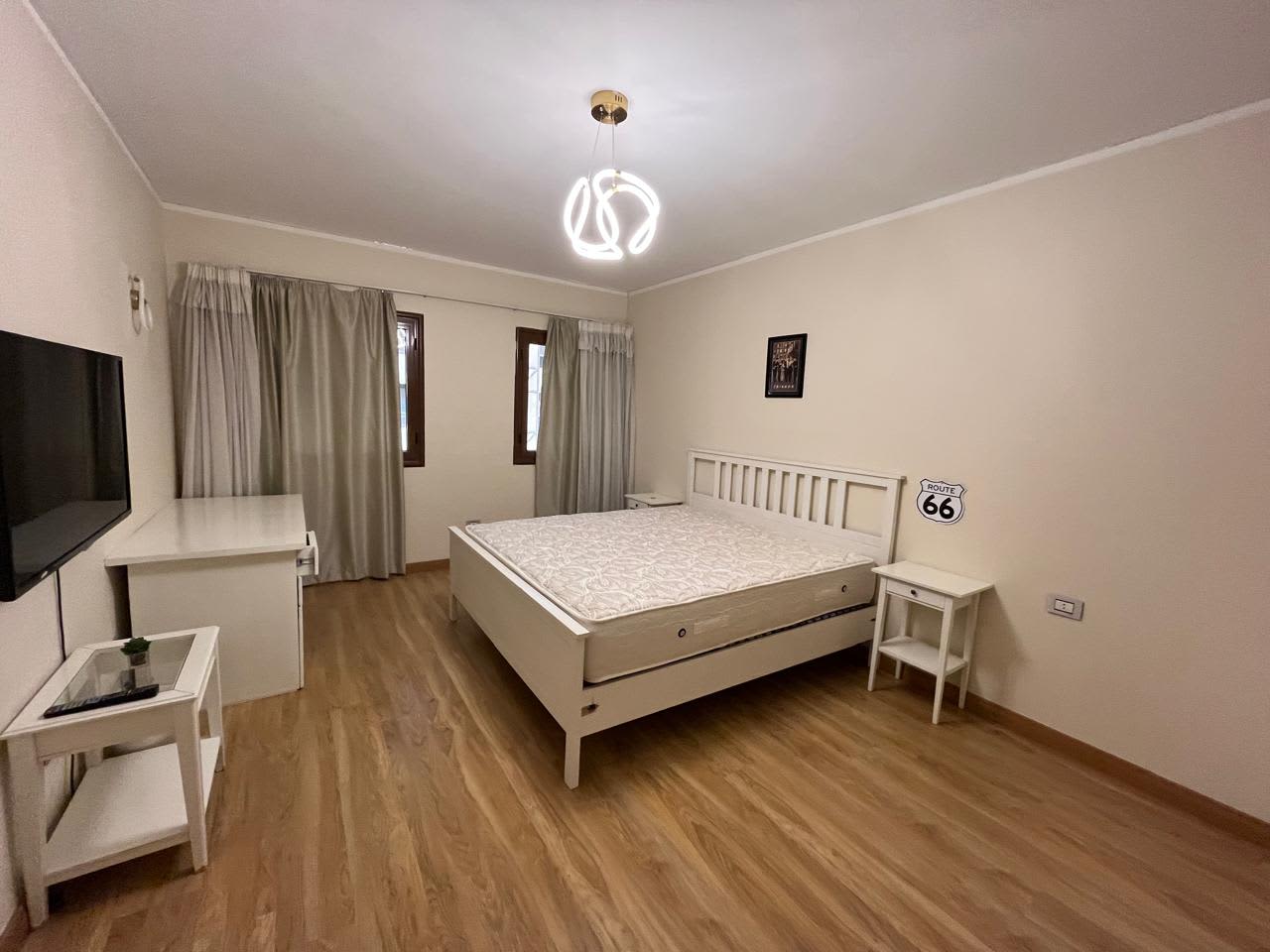 4BR Apartment with Pool & Garden Access in Prime Location
