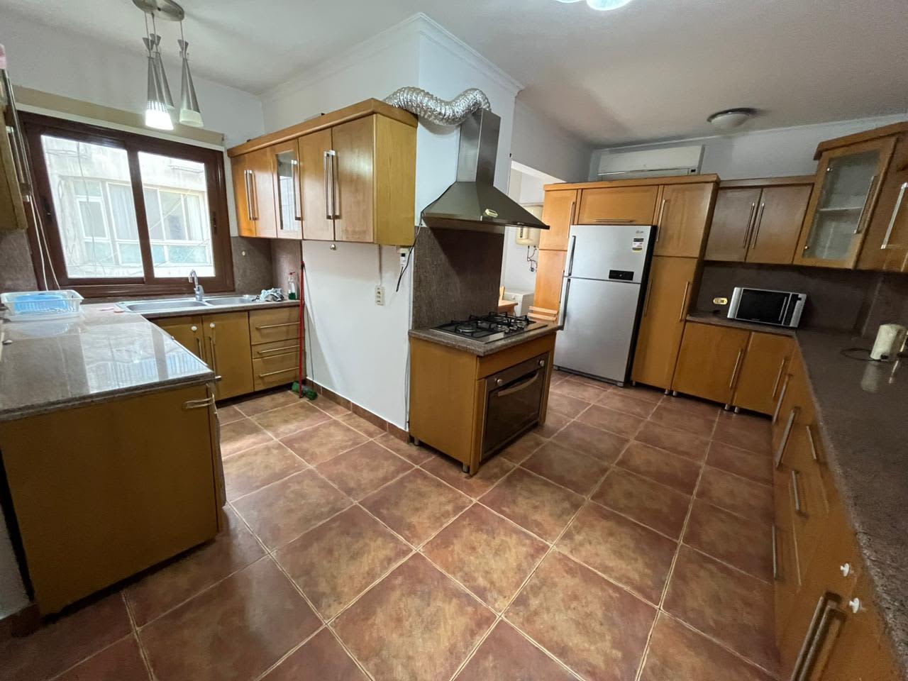 Stylish 3BR Apartment with Balcony & Shared Pool