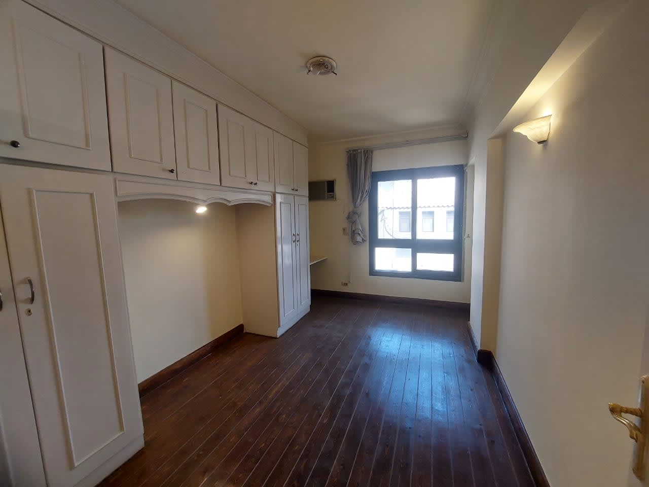 Bright Semi Furnished in Sarayat Maadi |300 Sqm.